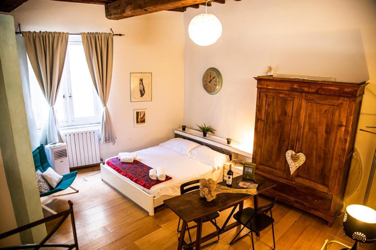 Studio In Tornabuoni Within A Renaissance Building * Florencia